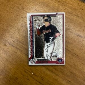 2025 Topps Series 1 Super Box Exclusive Dylan Crews Pin